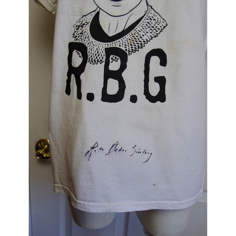 Signed Notorious Rgb Ruth Bader Ginsburg T-Shirt - image 2